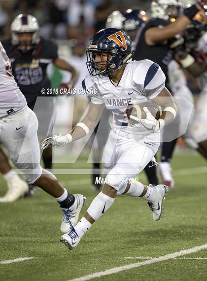 Thumbnail 3 in Mallard Creek vs. Zebulon B. Vance photogallery.
