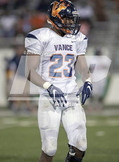 Thumbnail 2 in Mallard Creek vs. Zebulon B. Vance photogallery.