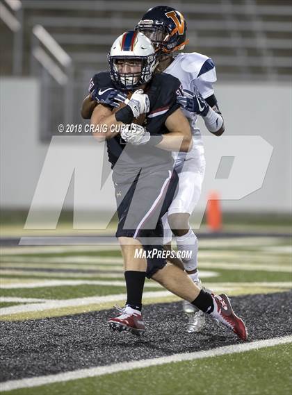 Thumbnail 2 in Mallard Creek vs. Zebulon B. Vance photogallery.