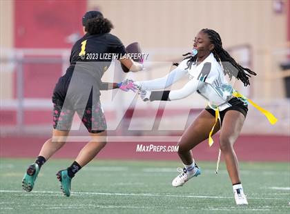 Thumbnail 1 in Antioch vs. Deer Valley photogallery.