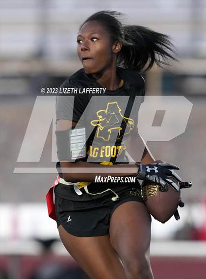 Thumbnail 3 in Antioch vs. Deer Valley photogallery.
