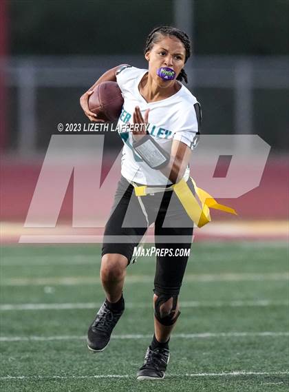 Thumbnail 3 in Antioch vs. Deer Valley photogallery.