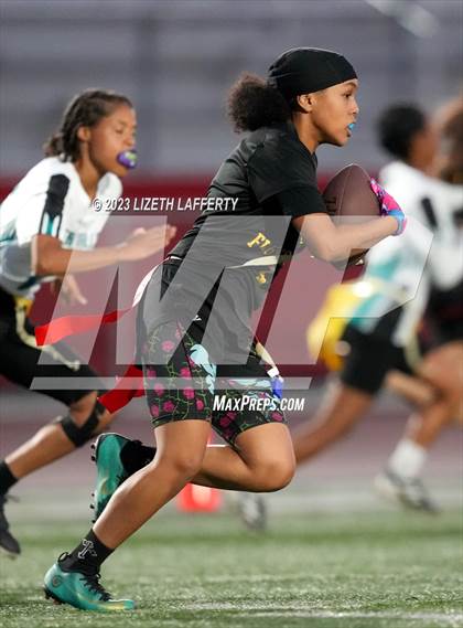 Thumbnail 3 in Antioch vs. Deer Valley photogallery.