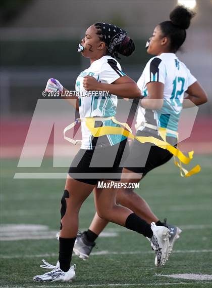 Thumbnail 2 in Antioch vs. Deer Valley photogallery.
