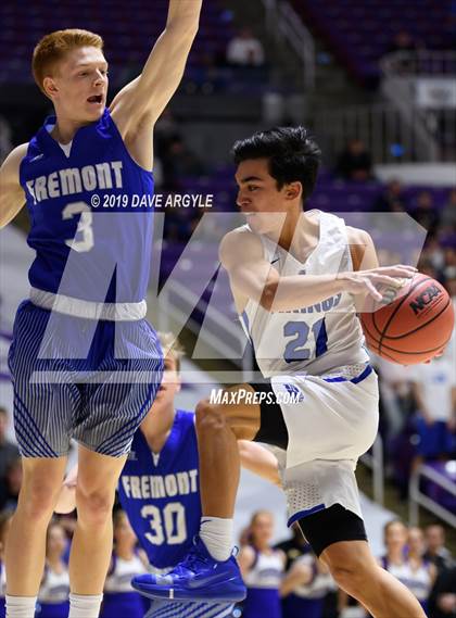 Thumbnail 1 in Fremont vs. Pleasant Grove (UHSAA 6A Semifinal) photogallery.
