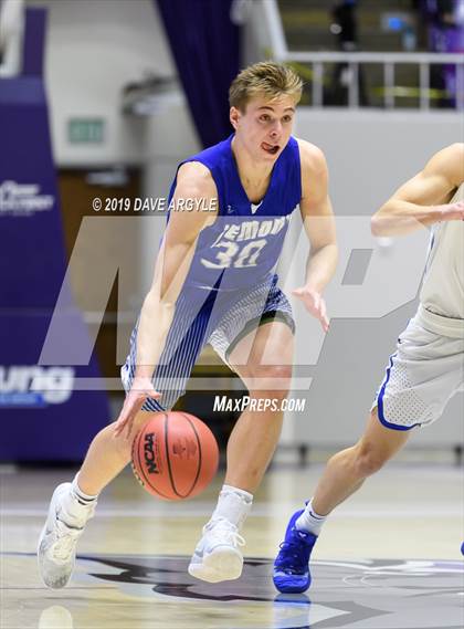 Thumbnail 2 in Fremont vs. Pleasant Grove (UHSAA 6A Semifinal) photogallery.
