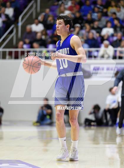 Thumbnail 1 in Fremont vs. Pleasant Grove (UHSAA 6A Semifinal) photogallery.
