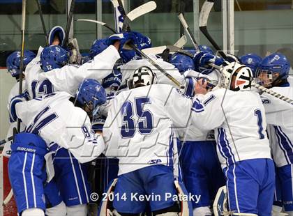 Thumbnail 1 in Notre Dame Catholic vs. West Haven (West Haven Christmas D1 2nd Place) photogallery.