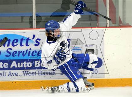 Thumbnail 2 in Notre Dame Catholic vs. West Haven (West Haven Christmas D1 2nd Place) photogallery.