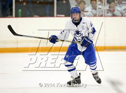 Thumbnail 1 in Notre Dame Catholic vs. West Haven (West Haven Christmas D1 2nd Place) photogallery.
