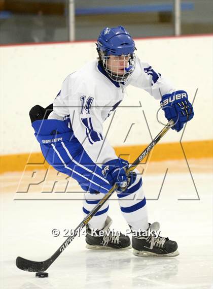 Thumbnail 1 in Notre Dame Catholic vs. West Haven (West Haven Christmas D1 2nd Place) photogallery.