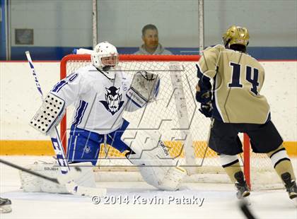 Thumbnail 1 in Notre Dame Catholic vs. West Haven (West Haven Christmas D1 2nd Place) photogallery.