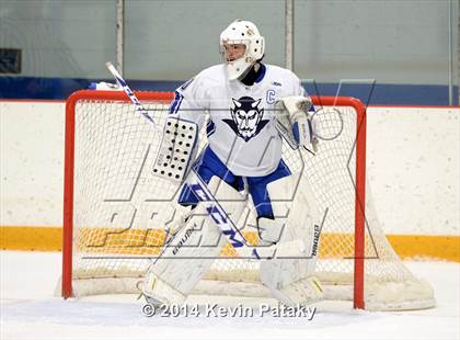 Thumbnail 2 in Notre Dame Catholic vs. West Haven (West Haven Christmas D1 2nd Place) photogallery.