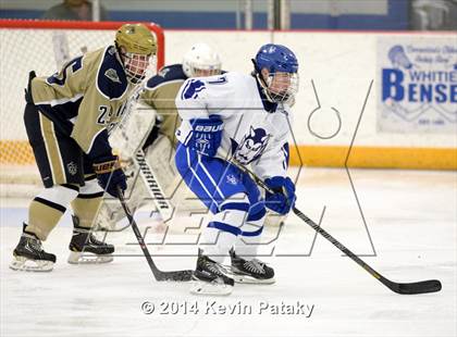 Thumbnail 1 in Notre Dame Catholic vs. West Haven (West Haven Christmas D1 2nd Place) photogallery.