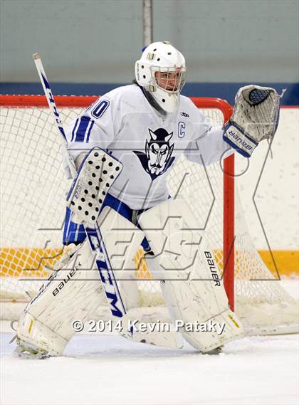 Thumbnail 1 in Notre Dame Catholic vs. West Haven (West Haven Christmas D1 2nd Place) photogallery.