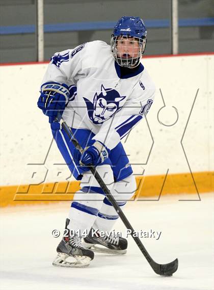 Thumbnail 2 in Notre Dame Catholic vs. West Haven (West Haven Christmas D1 2nd Place) photogallery.