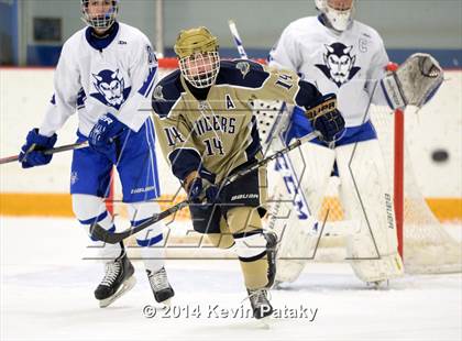 Thumbnail 1 in Notre Dame Catholic vs. West Haven (West Haven Christmas D1 2nd Place) photogallery.