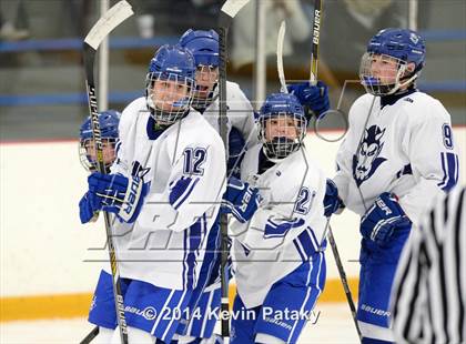 Thumbnail 2 in Notre Dame Catholic vs. West Haven (West Haven Christmas D1 2nd Place) photogallery.