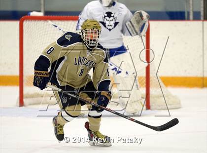 Thumbnail 3 in Notre Dame Catholic vs. West Haven (West Haven Christmas D1 2nd Place) photogallery.