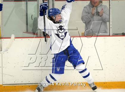 Thumbnail 3 in Notre Dame Catholic vs. West Haven (West Haven Christmas D1 2nd Place) photogallery.