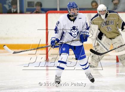 Thumbnail 2 in Notre Dame Catholic vs. West Haven (West Haven Christmas D1 2nd Place) photogallery.