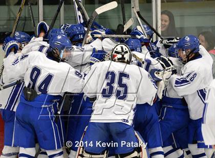 Thumbnail 2 in Notre Dame Catholic vs. West Haven (West Haven Christmas D1 2nd Place) photogallery.