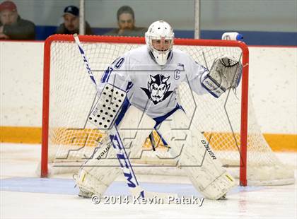 Thumbnail 2 in Notre Dame Catholic vs. West Haven (West Haven Christmas D1 2nd Place) photogallery.