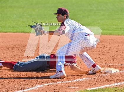 Thumbnail 1 in Hamilton vs. Red Mountain photogallery.