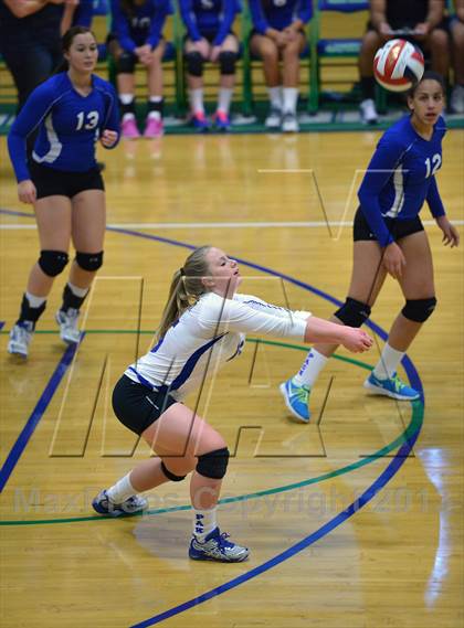 Thumbnail 1 in Basic @ Green Valley photogallery.