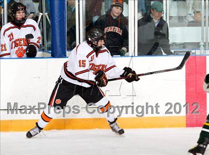 Thumbnail 2 in Trinity Catholic vs Ridgefield (CIAC Division 1 First Round) photogallery.