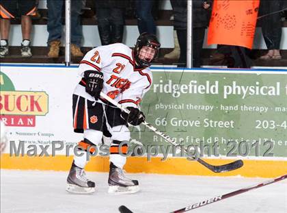 Thumbnail 2 in Trinity Catholic vs Ridgefield (CIAC Division 1 First Round) photogallery.