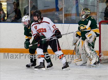 Thumbnail 2 in Trinity Catholic vs Ridgefield (CIAC Division 1 First Round) photogallery.