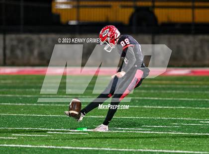 Thumbnail 3 in Woodward Academy vs. Gainesville (GHSA 6A Quarterfinal) photogallery.