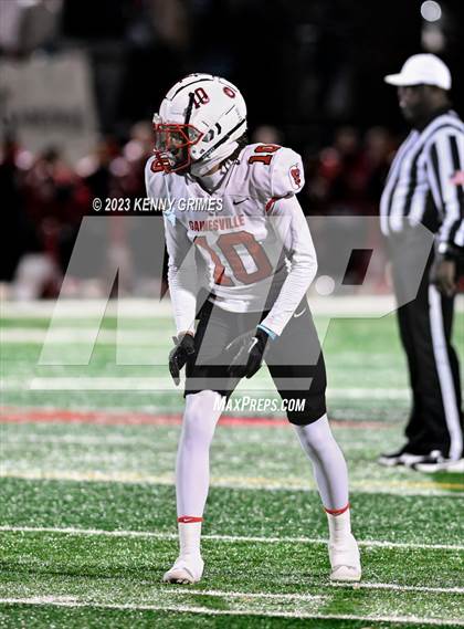 Thumbnail 2 in Woodward Academy vs. Gainesville (GHSA 6A Quarterfinal) photogallery.
