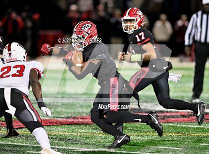 Thumbnail 2 in Woodward Academy vs. Gainesville (GHSA 6A Quarterfinal) photogallery.