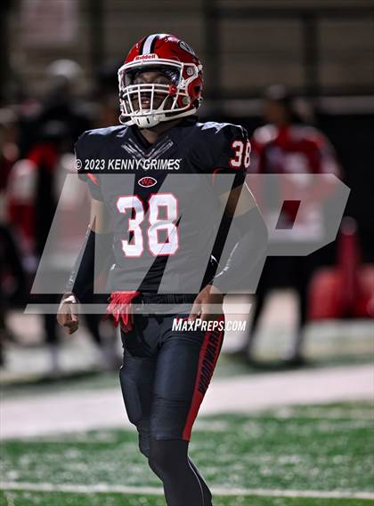 Thumbnail 3 in Woodward Academy vs. Gainesville (GHSA 6A Quarterfinal) photogallery.
