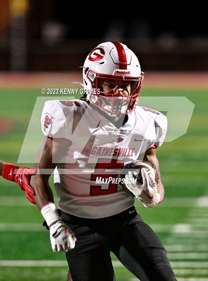 Thumbnail 3 in Woodward Academy vs. Gainesville (GHSA 6A Quarterfinal) photogallery.