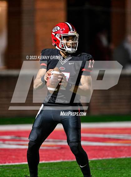 Thumbnail 2 in Woodward Academy vs. Gainesville (GHSA 6A Quarterfinal) photogallery.