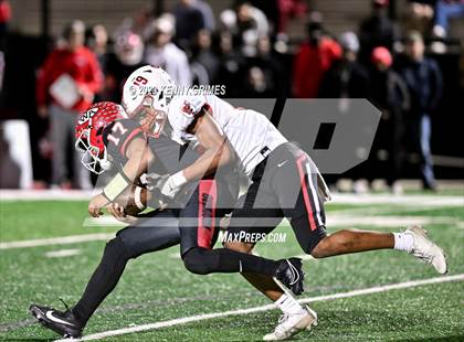 Thumbnail 3 in Woodward Academy vs. Gainesville (GHSA 6A Quarterfinal) photogallery.