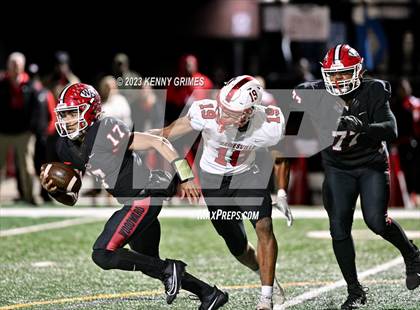 Thumbnail 2 in Woodward Academy vs. Gainesville (GHSA 6A Quarterfinal) photogallery.