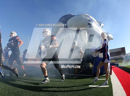 Thumbnail 1 in Covenant vs Covenant Christian (TAPPS Football Div III Playoff) photogallery.