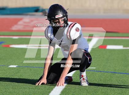 Thumbnail 3 in Covenant vs Covenant Christian (TAPPS Football Div III Playoff) photogallery.