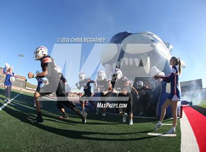 Thumbnail 1 in Covenant vs Covenant Christian (TAPPS Football Div III Playoff) photogallery.