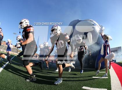 Thumbnail 3 in Covenant vs Covenant Christian (TAPPS Football Div III Playoff) photogallery.