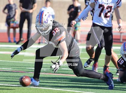 Thumbnail 1 in Covenant vs Covenant Christian (TAPPS Football Div III Playoff) photogallery.