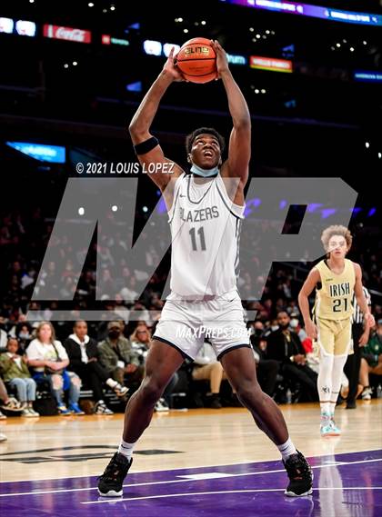 Thumbnail 1 in Sierra Canyon vs. St. Vincent-St. Mary (The Chosen 1's Invitational) photogallery.