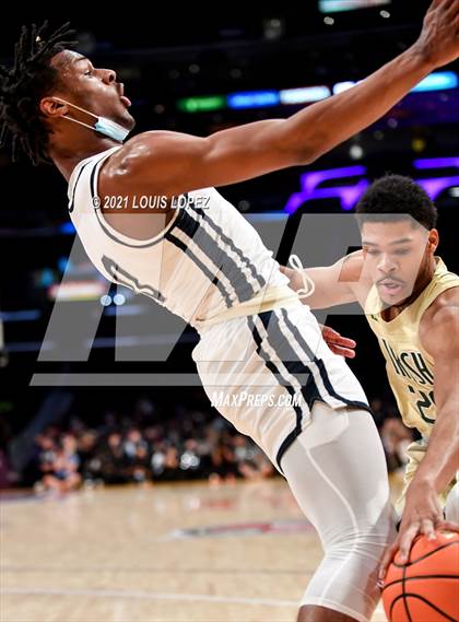 Thumbnail 1 in Sierra Canyon vs. St. Vincent-St. Mary (The Chosen 1's Invitational) photogallery.