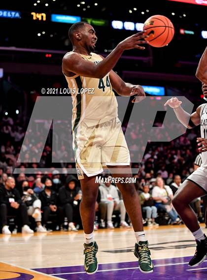 Thumbnail 3 in Sierra Canyon vs. St. Vincent-St. Mary (The Chosen 1's Invitational) photogallery.