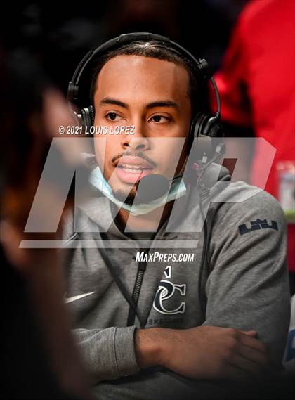 Thumbnail 3 in Sierra Canyon vs. St. Vincent-St. Mary (The Chosen 1's Invitational) photogallery.