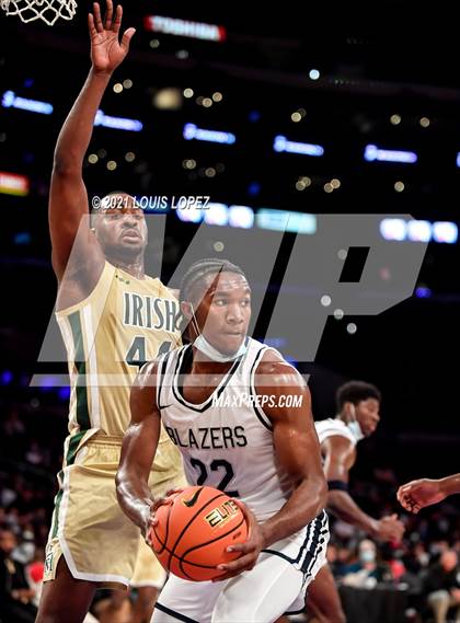 Thumbnail 1 in Sierra Canyon vs. St. Vincent-St. Mary (The Chosen 1's Invitational) photogallery.